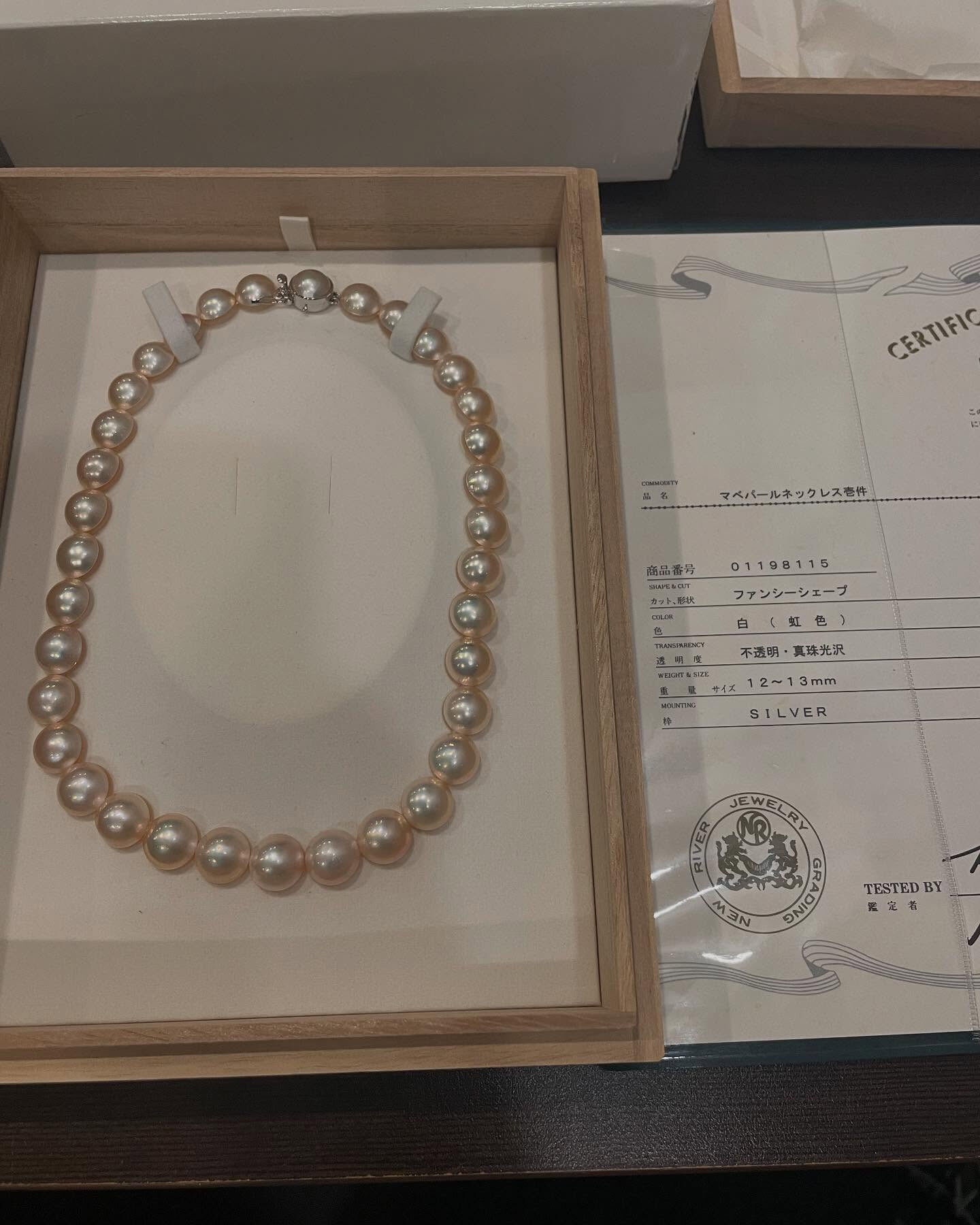 本日は希少なタサキのマベパールネックレスお買取させて頂きまし