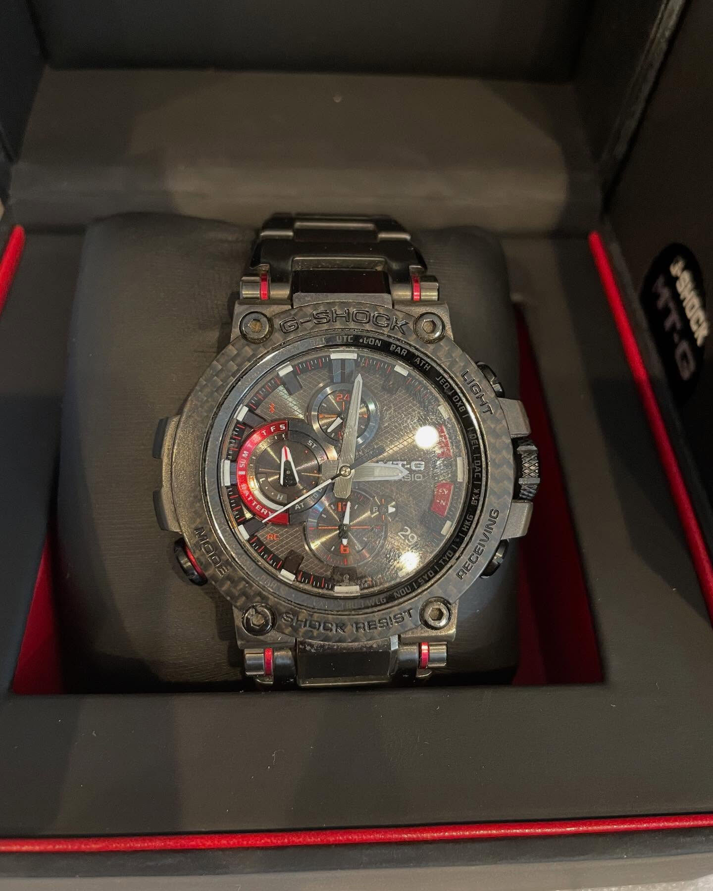 本日はカシオG SHOCK MTG-B1000のお買取させて