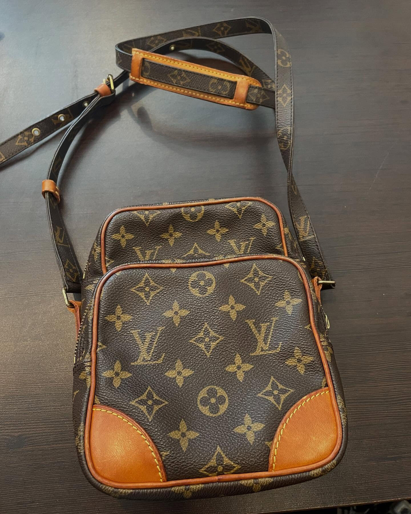本日はヴィトンのバックお買取させて頂きました