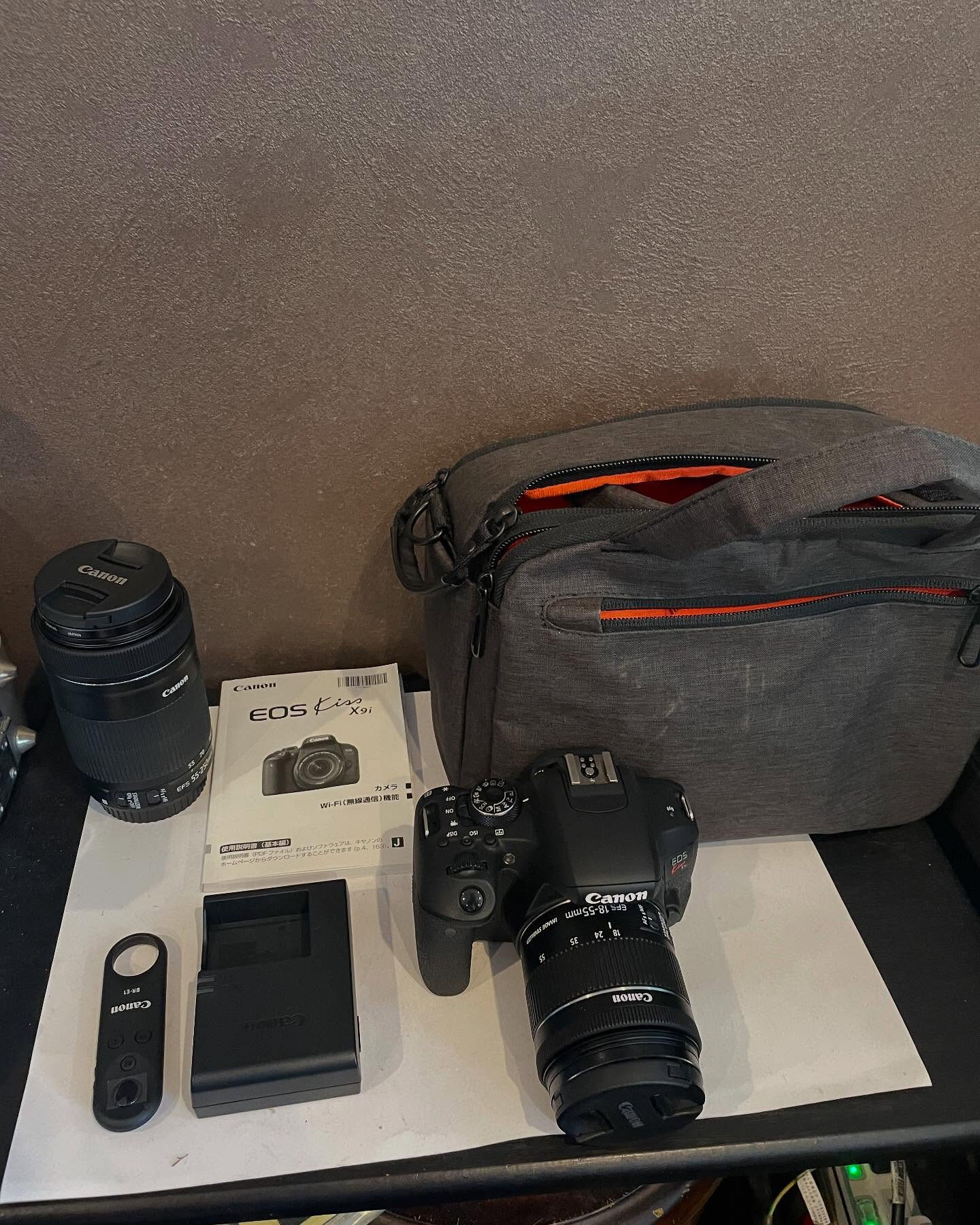 本日はCANON EOS kiss x9i のカメラをお買取