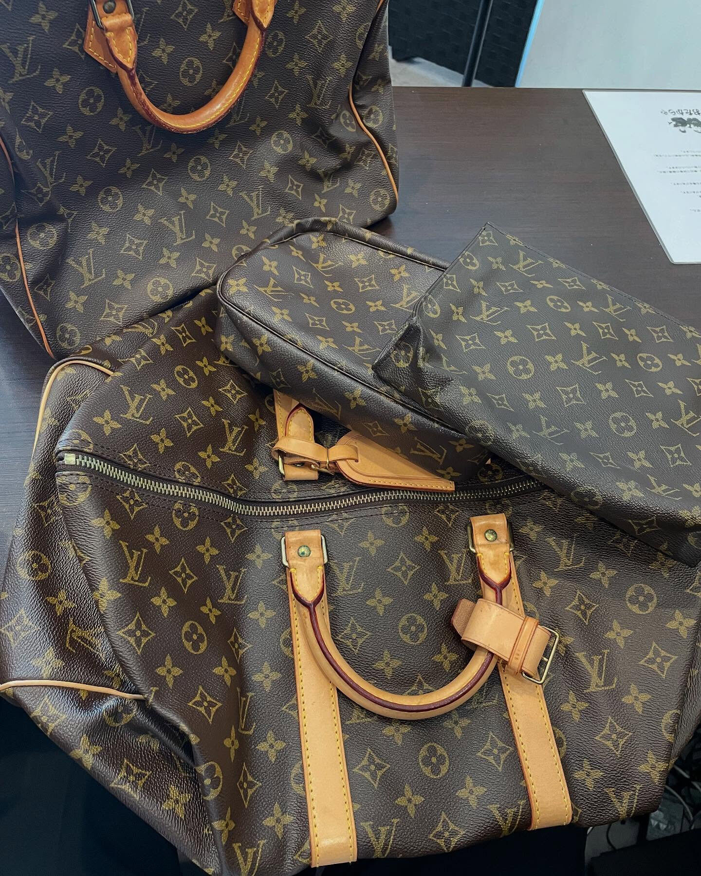 本日はヴィトンのバック4点お買取させて頂きました