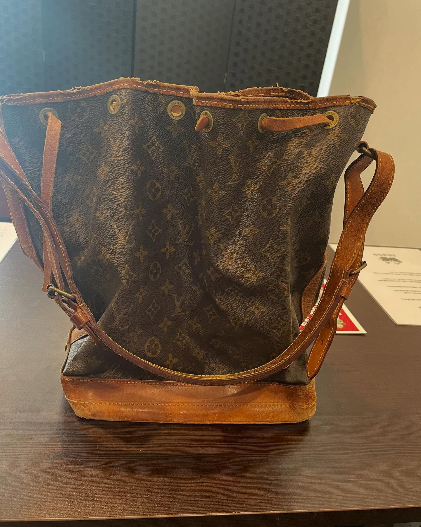 本日はヴィトンノエのバックをお買取させて頂きました