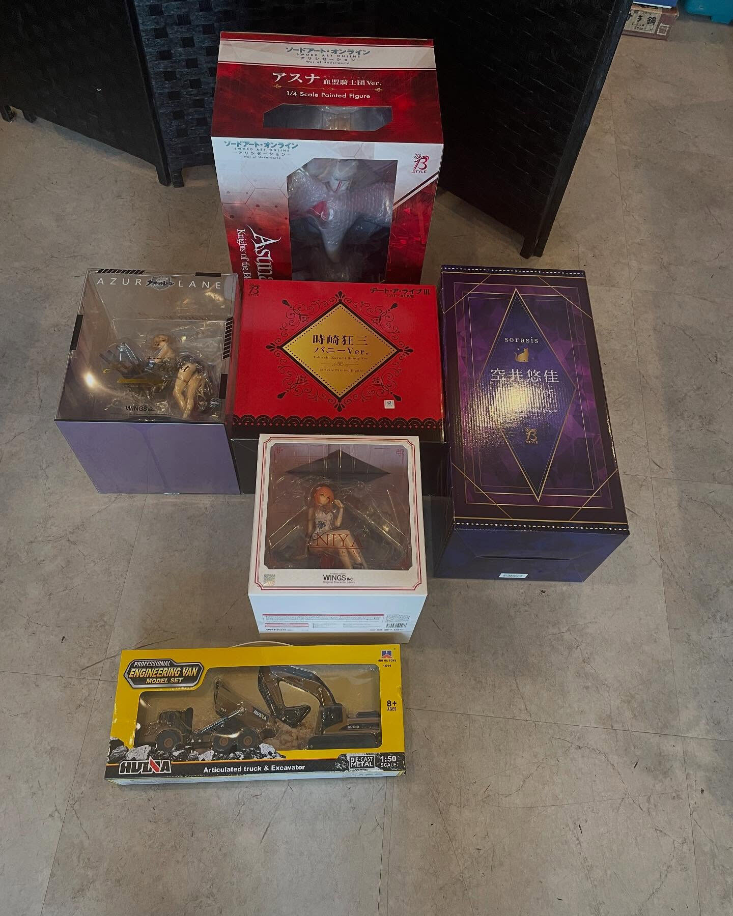 本日は常連のお客様から多数の未開封フィギュアをお買取させて頂