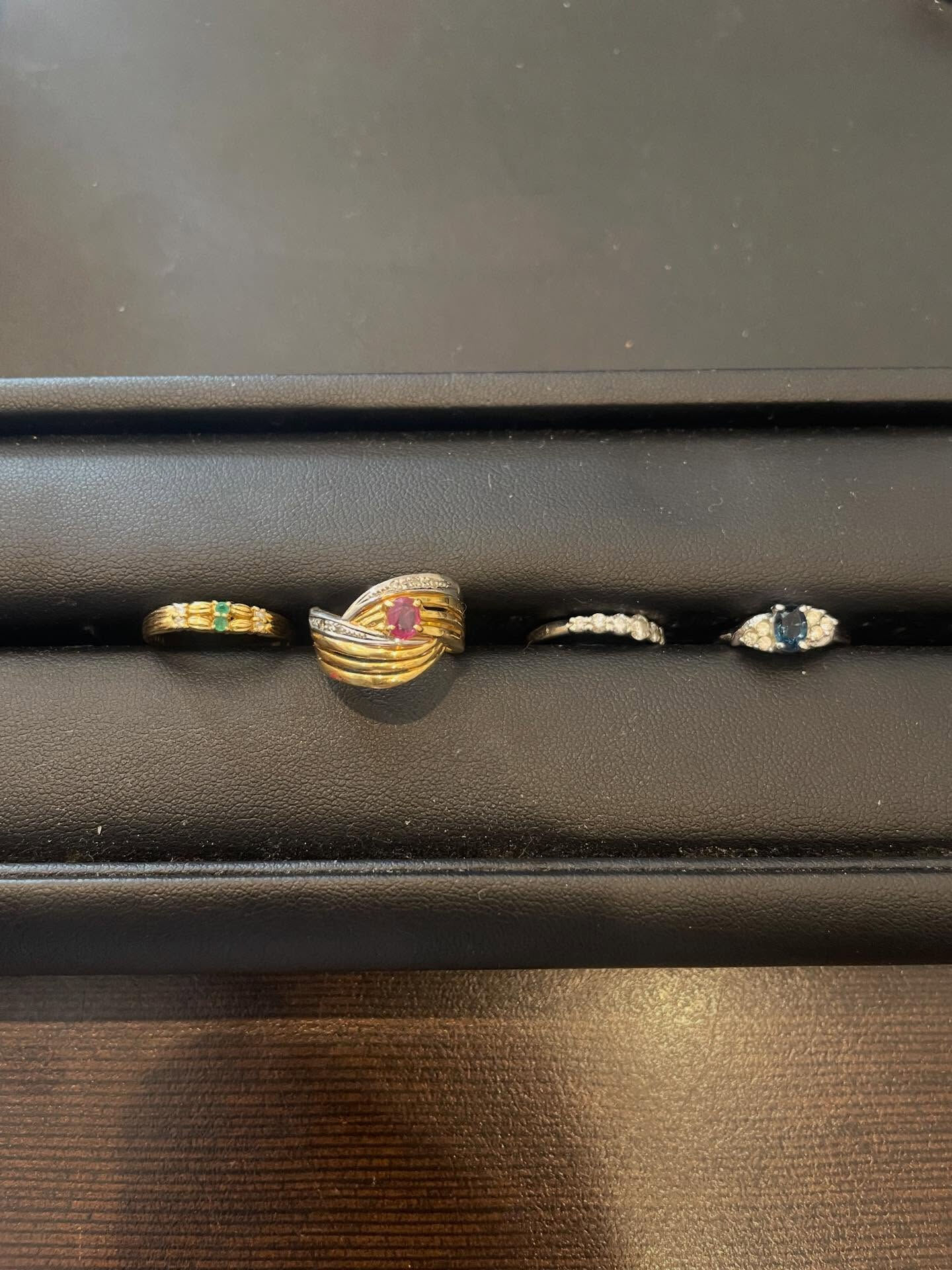 💍リピーターのお客様より、使われなくなった貴金属をお買取させ