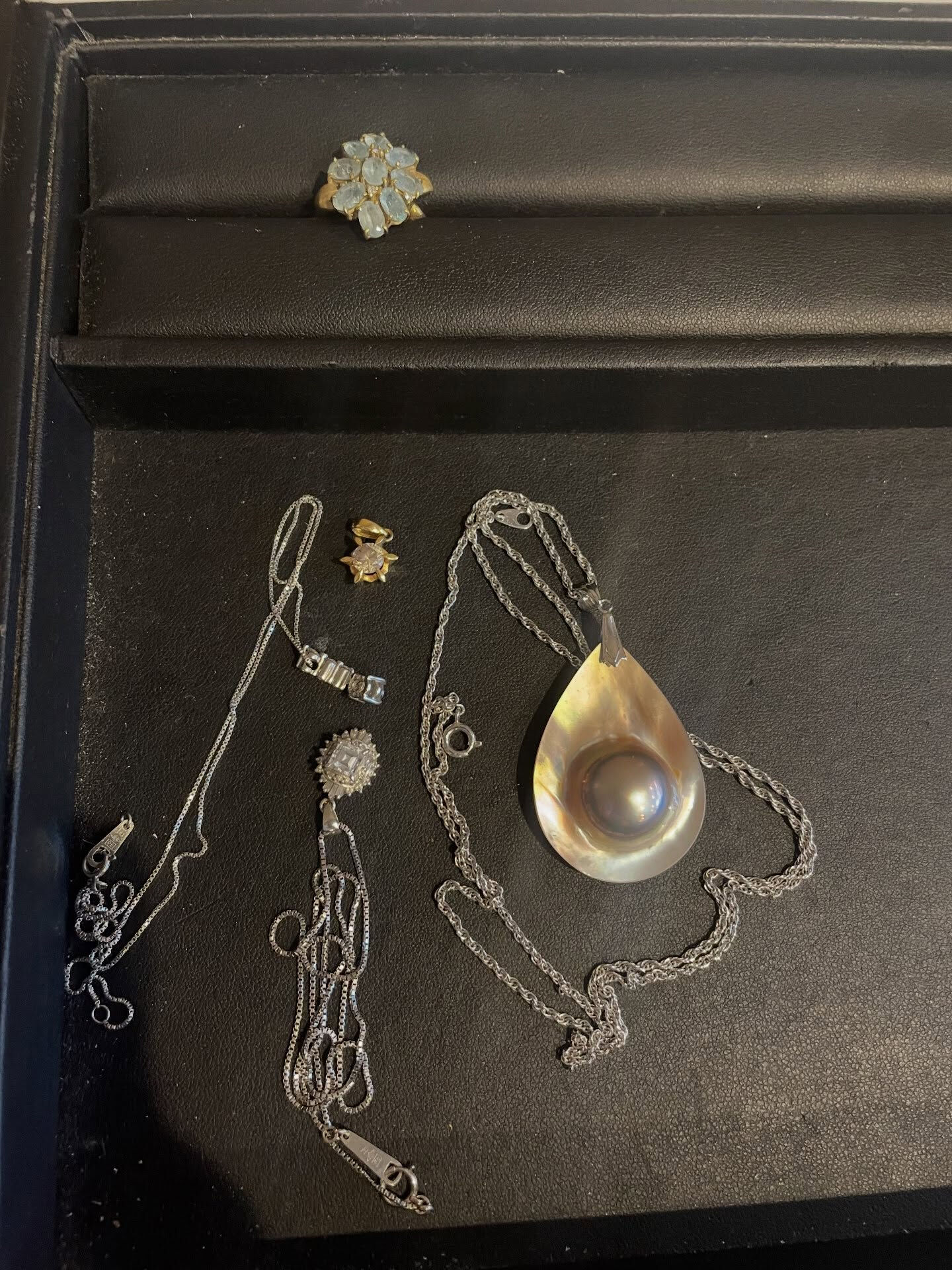 ✨新規のお客様より貴金属をお買取させていただきました✨