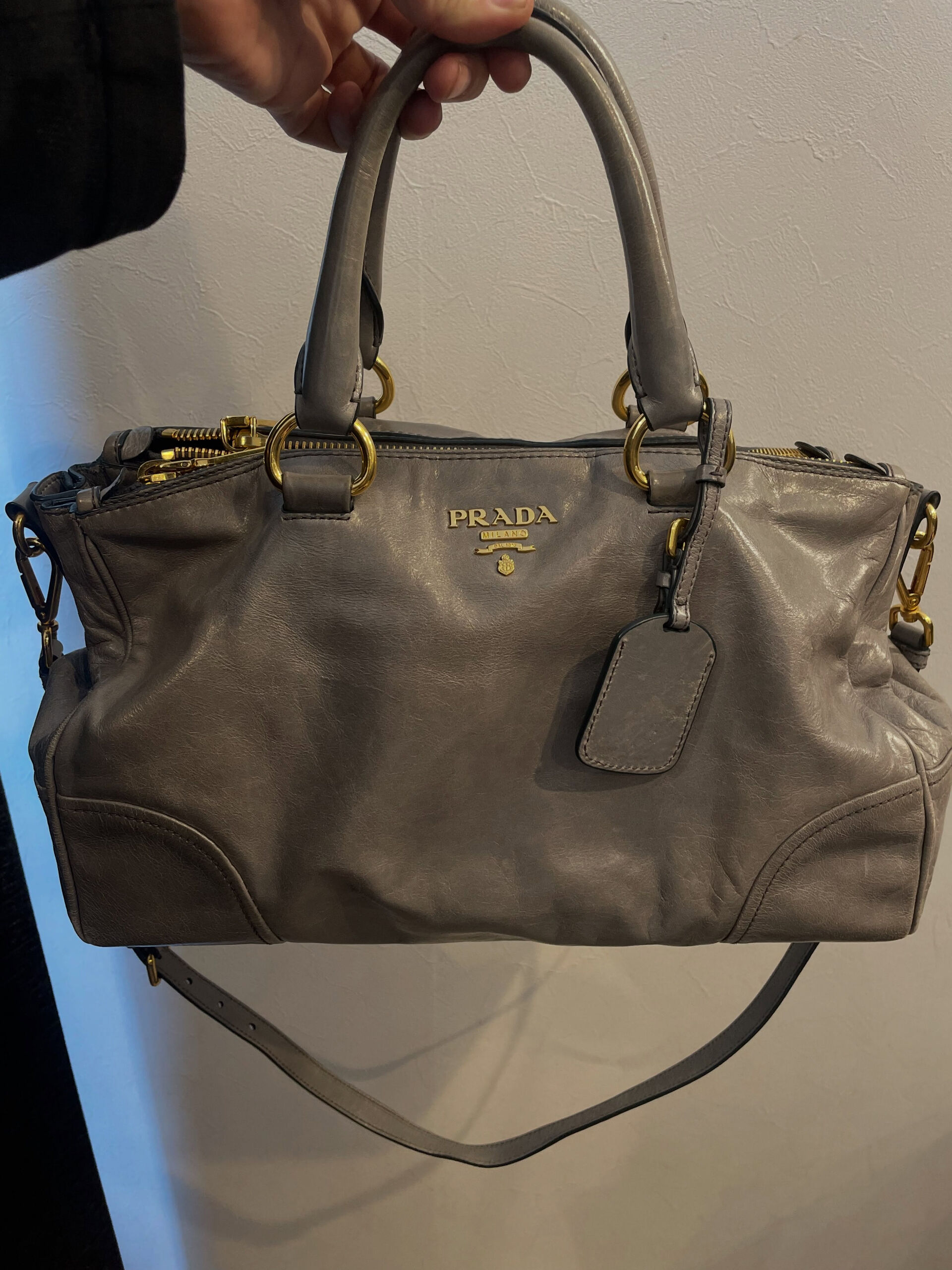 ご新規のお客様より、PRADA（プラダ）の2WAYバッグをお